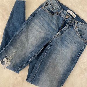 kancan distressed skinny jeans